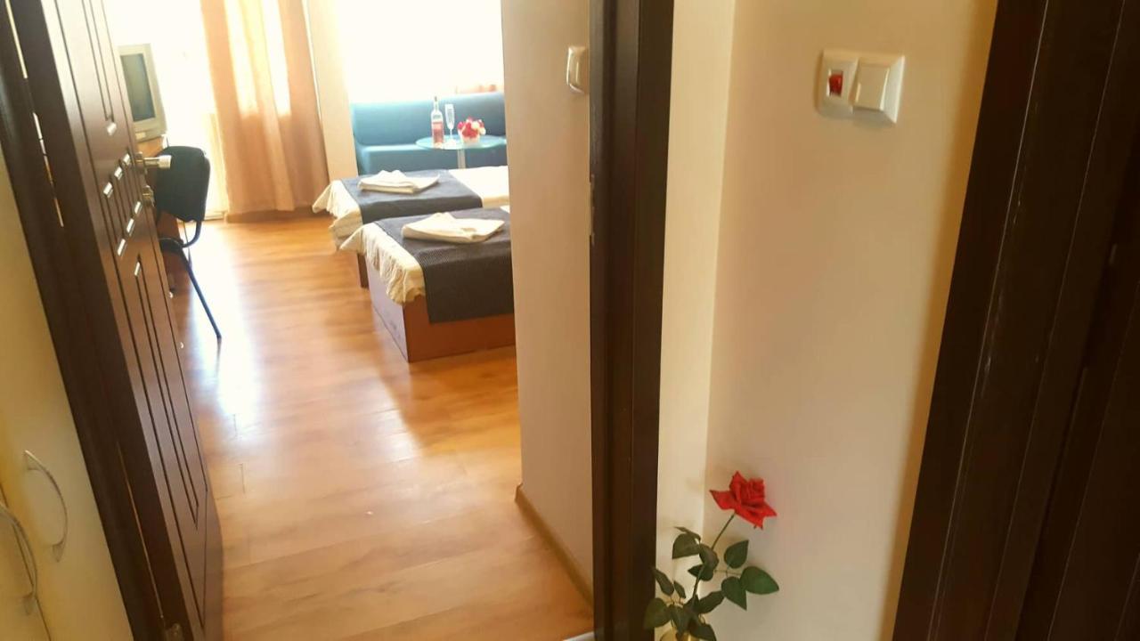 Family Hotel Solar Central Sunny Beach Exterior photo